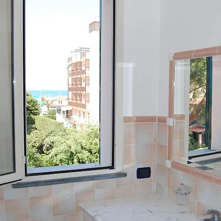 Apart-hotel Riviera