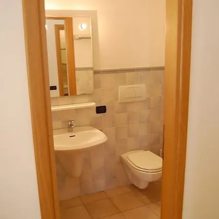 Riviera شقة فندقية 3*